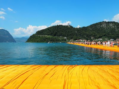 Mehr über den Artikel erfahren Die Floating Piers + Brescia 2016